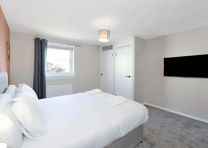Family & Contractor Stay - Parking - Nr Edinburgh