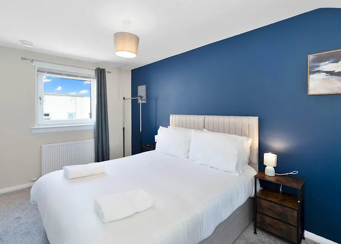 Family & Contractor Stay - Parking - Nr Edinburgh